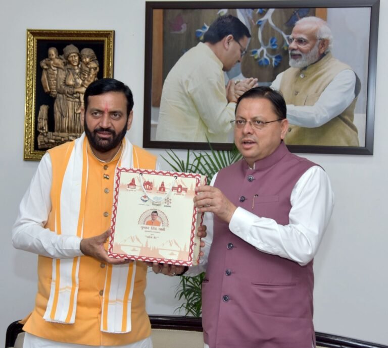 पाठ्यक्रम में गीता के श्लोक शामिल करने की चर्चाओं के बीच Uttarakhand के CM से मिले नायब सैनी !